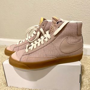 Brand new Nike Blazer - Special Edition